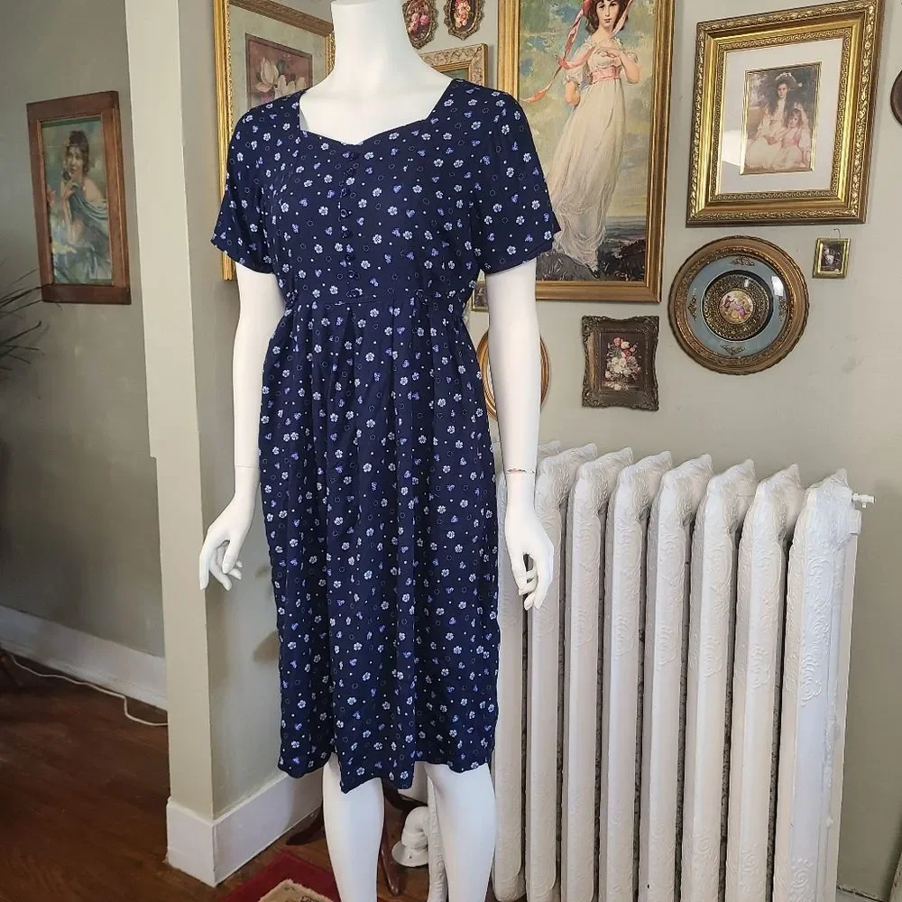 Vintage Dress - Picture 3 of 6